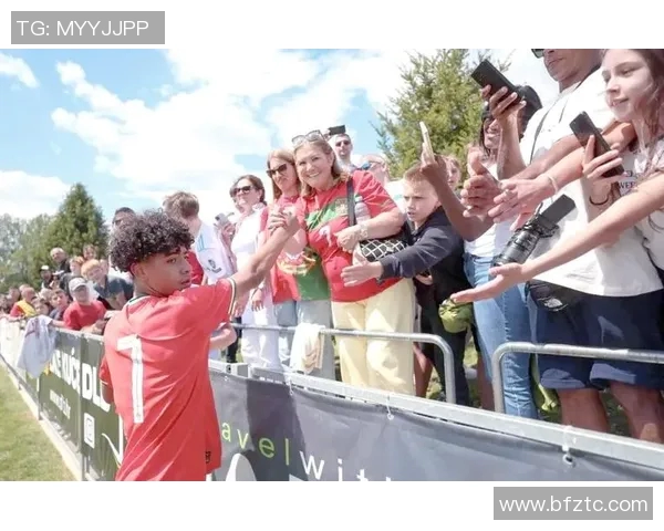 国外足球明星的孩子们如何在父母光环下追寻自己的梦想与人生道路